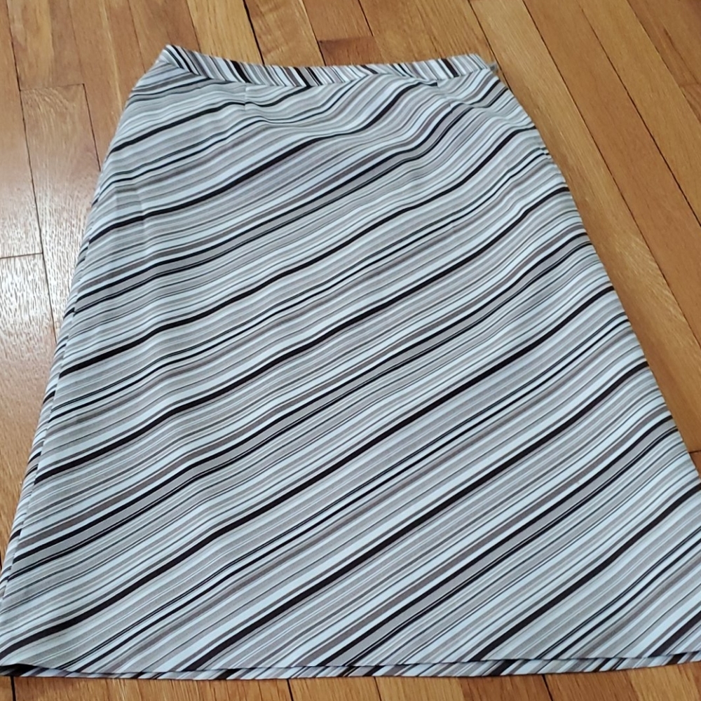 Beim skirt with lining brown colors.